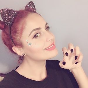 Meet your Posher, Sona